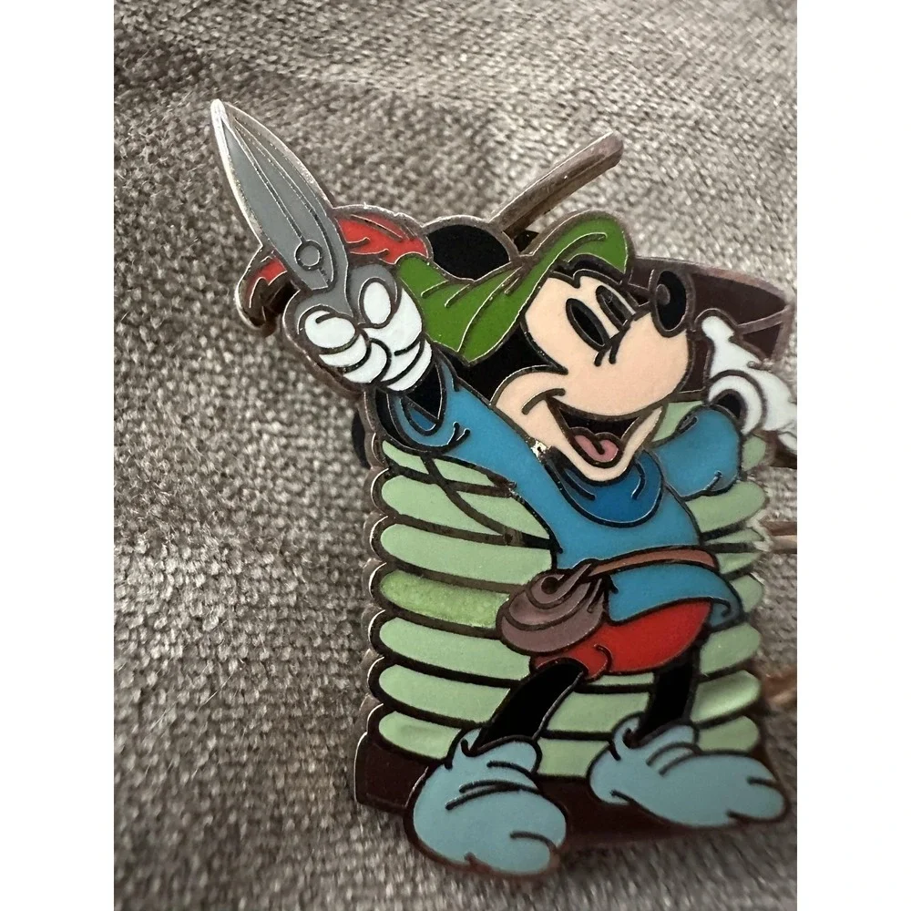 Disney Parks Mickey Mouse Brave Little Tailor Spool Enamel Trading Pin 2008